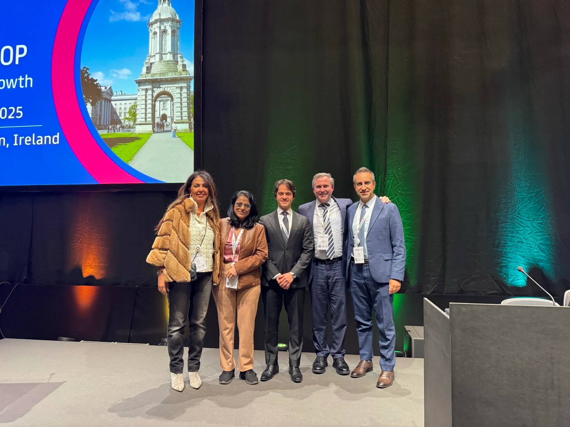 Faculty on stage at ESCRS Copenhagen 2025 as the congress hands over to ESCRS Dublin 2026.